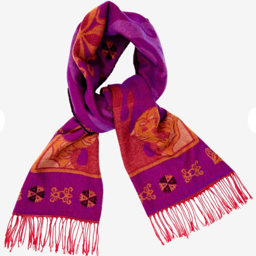 DISNEY’S ALADDIN MAGIC CARPET BLANKET SCARF - Picture 3 of 5